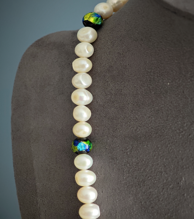 Collier "Earth" en perle d'eau douce et Hématite