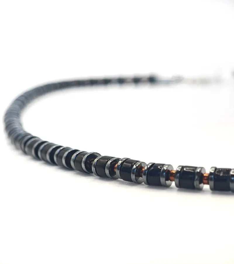 Collier Orion - Agate Noire & Hématite cuivrée 6mm