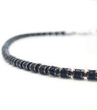 Collier Orion - Agate Noire & Hématite cuivrée 6mm