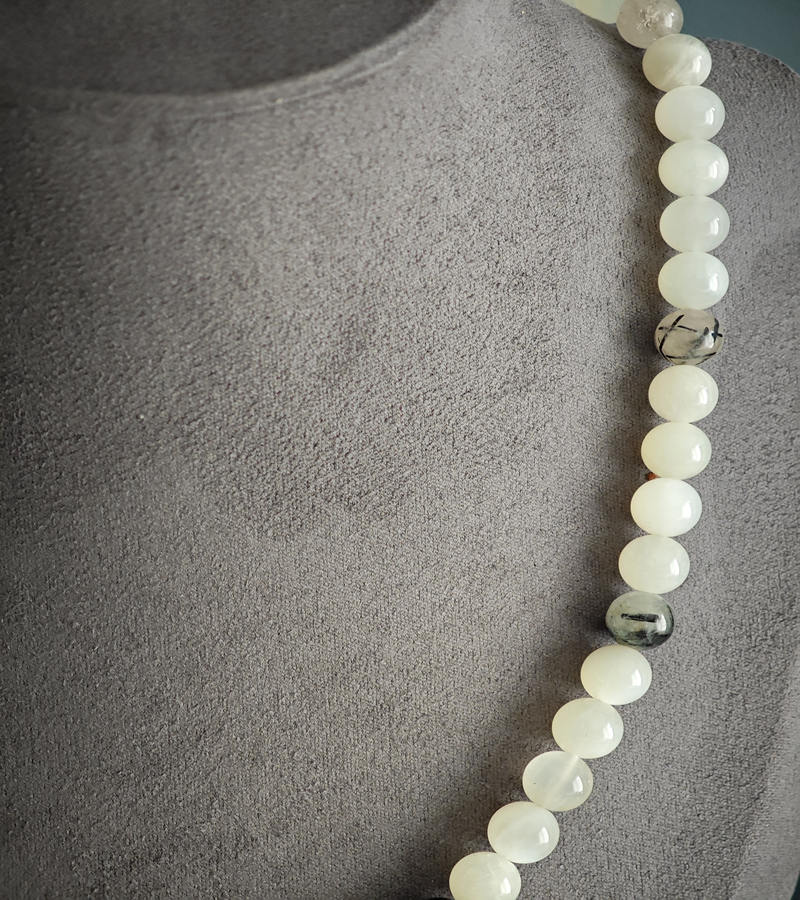 Collier en Pierre de Lune et Quartz Tourmaline